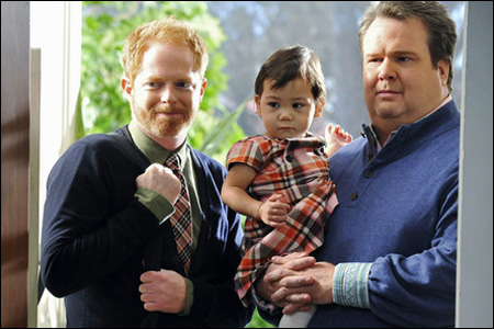 Gay Guy From Modern Family Dating
